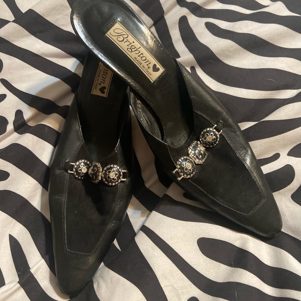 Brighton made in Italy leather slides size 8 1/2